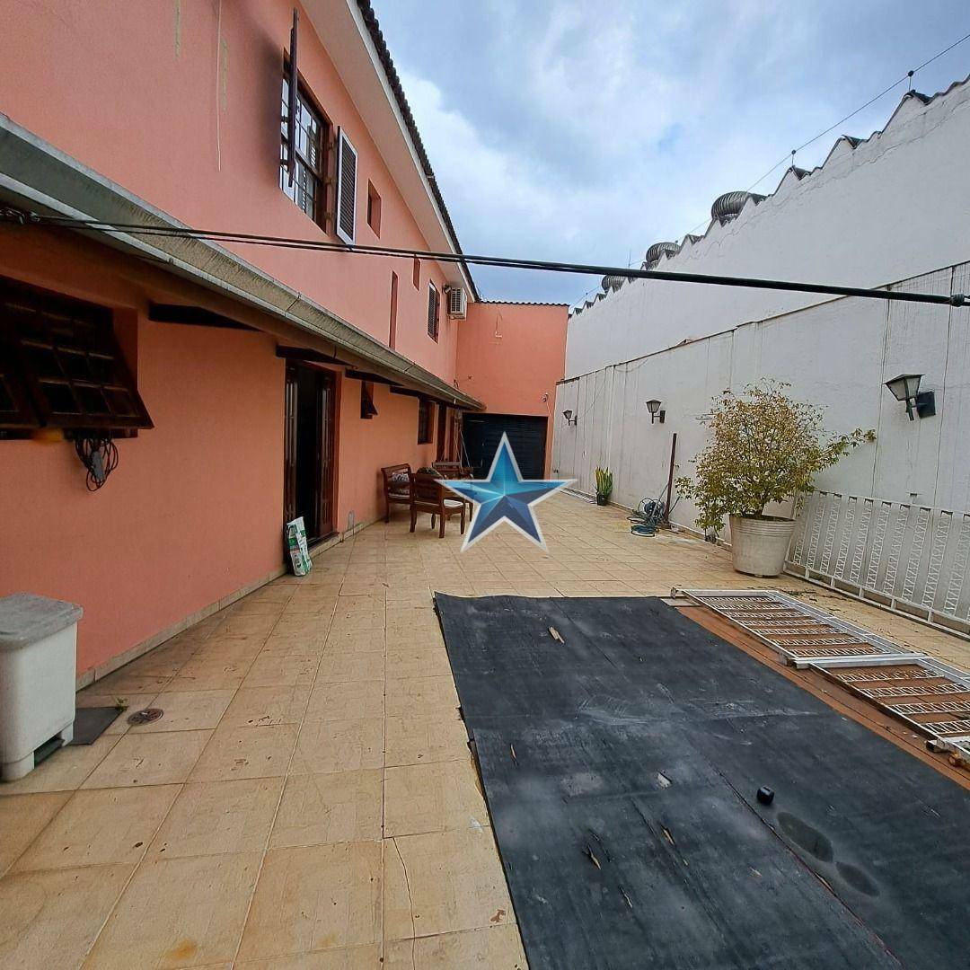 Sobrado à venda com 4 quartos, 220m² - Foto 60