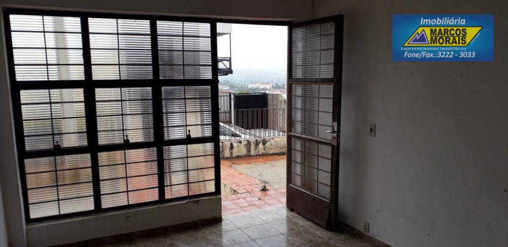 Casa à venda com 3 quartos, 137m² - Foto 5