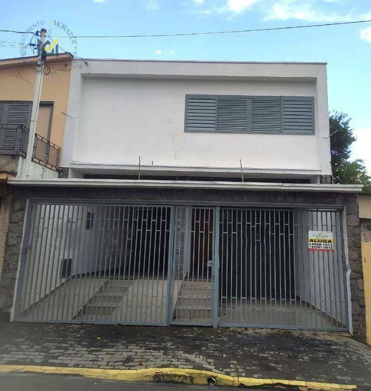 Casa para alugar com 5 quartos, 333m² - Foto 1