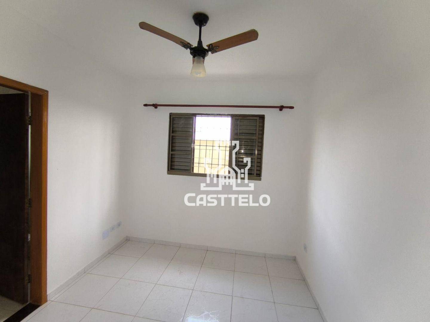 Casa à venda com 3 quartos, 80m² - Foto 7