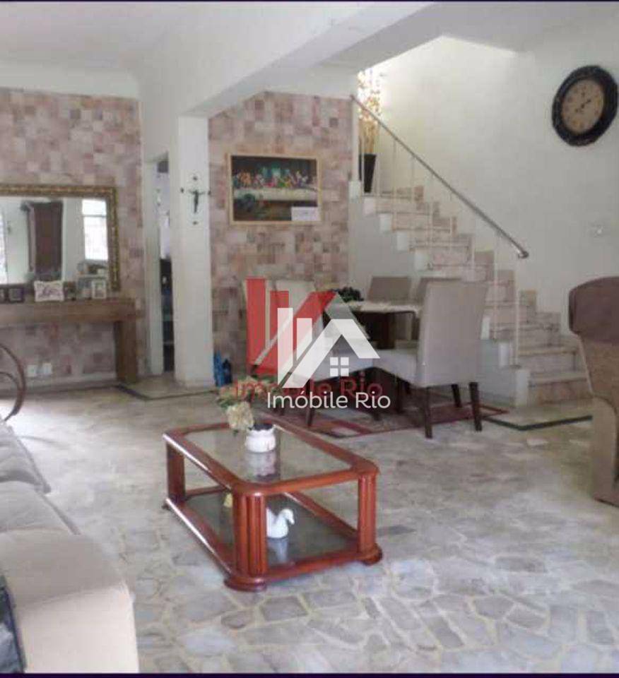 Casa à venda com 3 quartos, 145m² - Foto 2