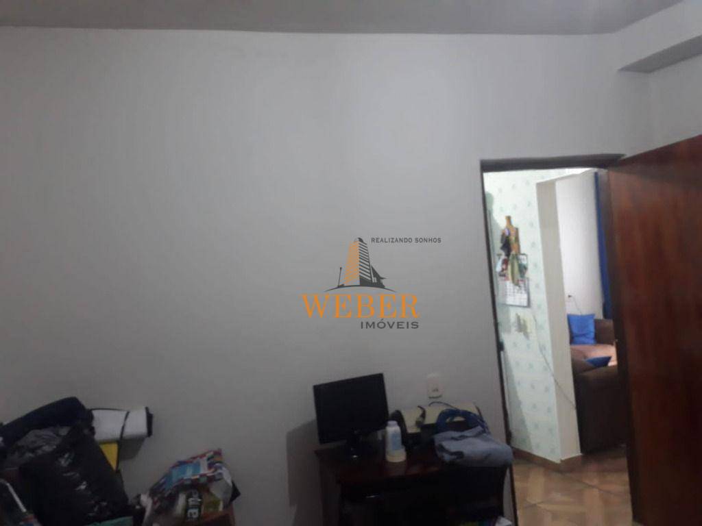 Casa à venda com 4 quartos, 100m² - Foto 13