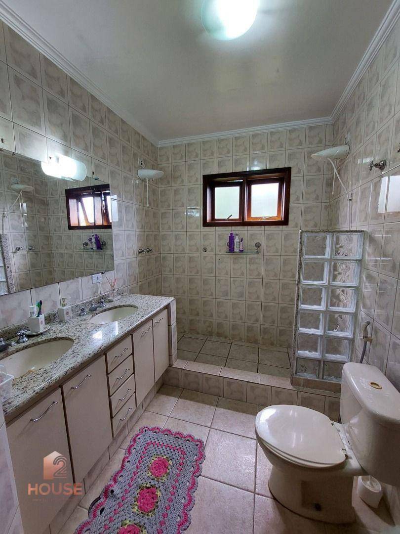 Casa de Condomínio à venda com 3 quartos, 315m² - Foto 8