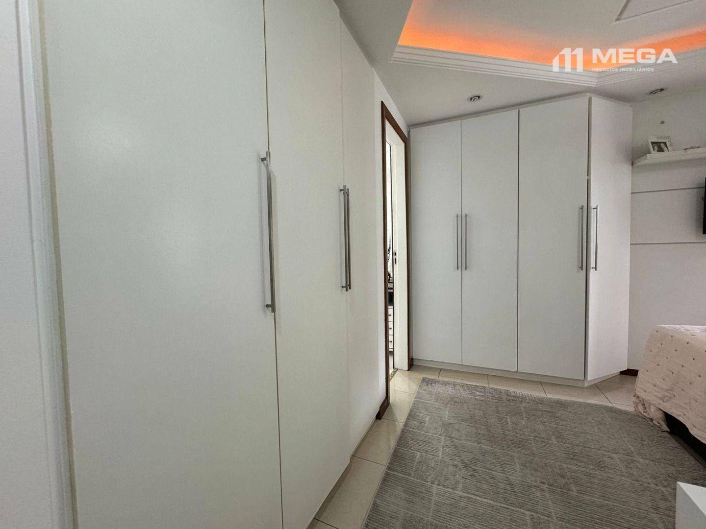 Apartamento à venda com 3 quartos, 130m² - Foto 13