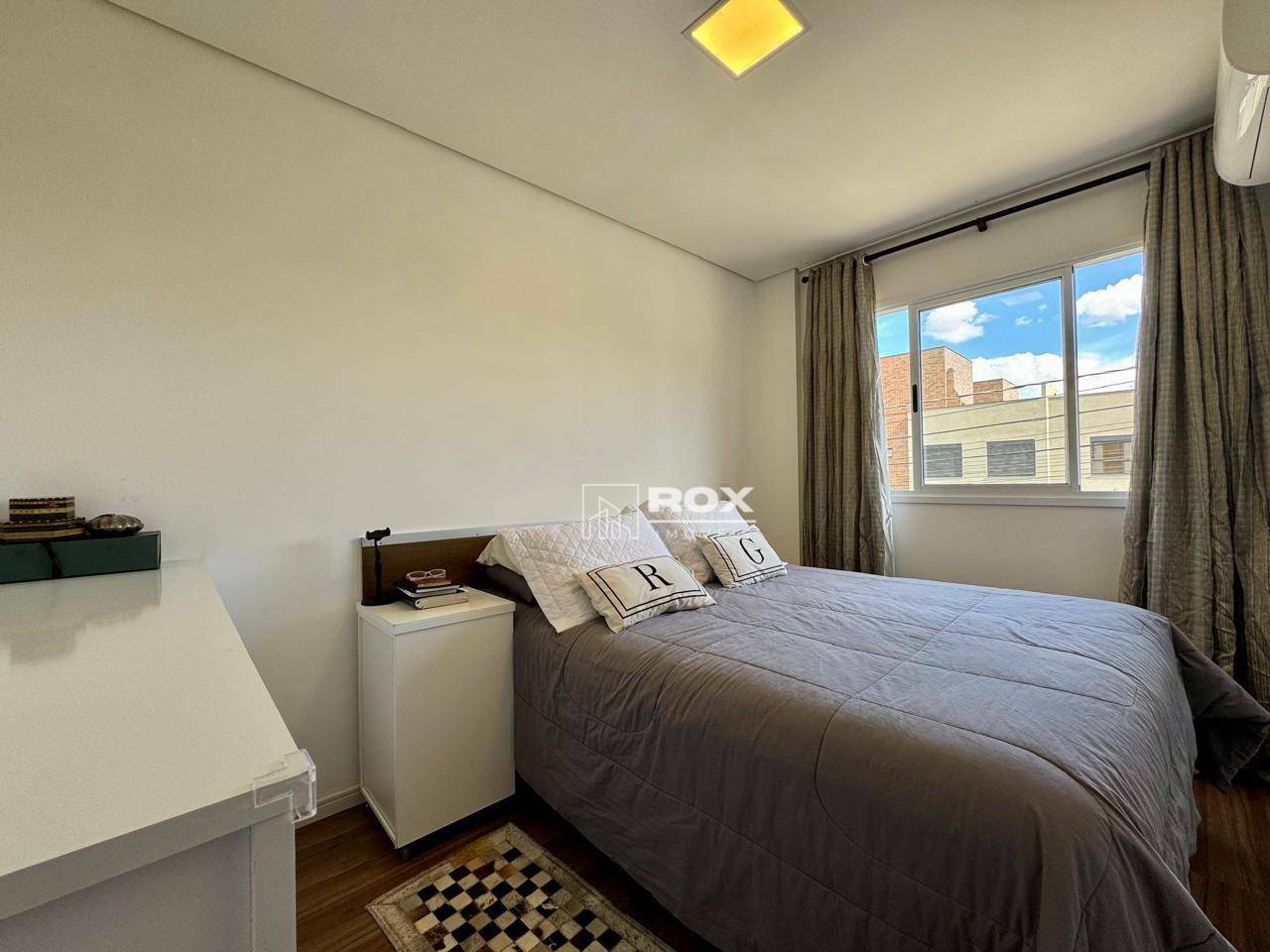 Apartamento à venda com 3 quartos, 77m² - Foto 13