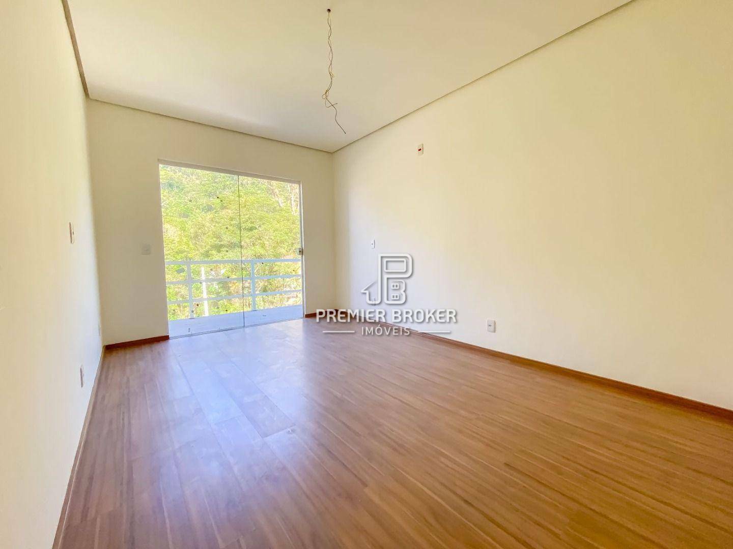 Casa à venda com 4 quartos, 219m² - Foto 21