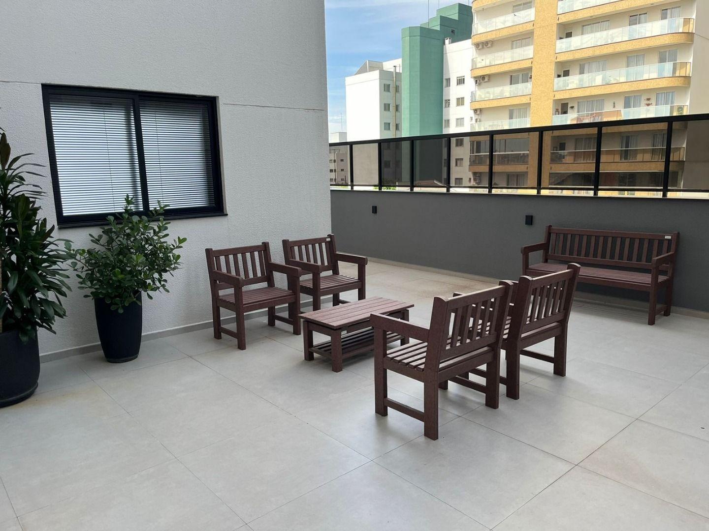 Apartamento à venda com 3 quartos, 168m² - Foto 32