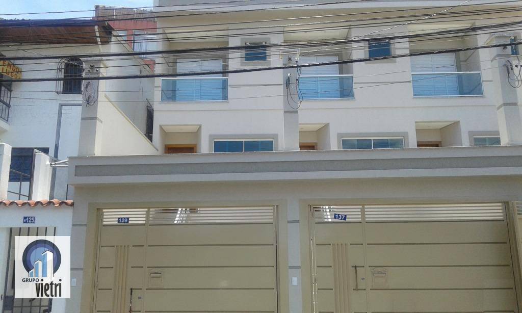 Sobrado à venda com 3 quartos, 180m² - Foto 1