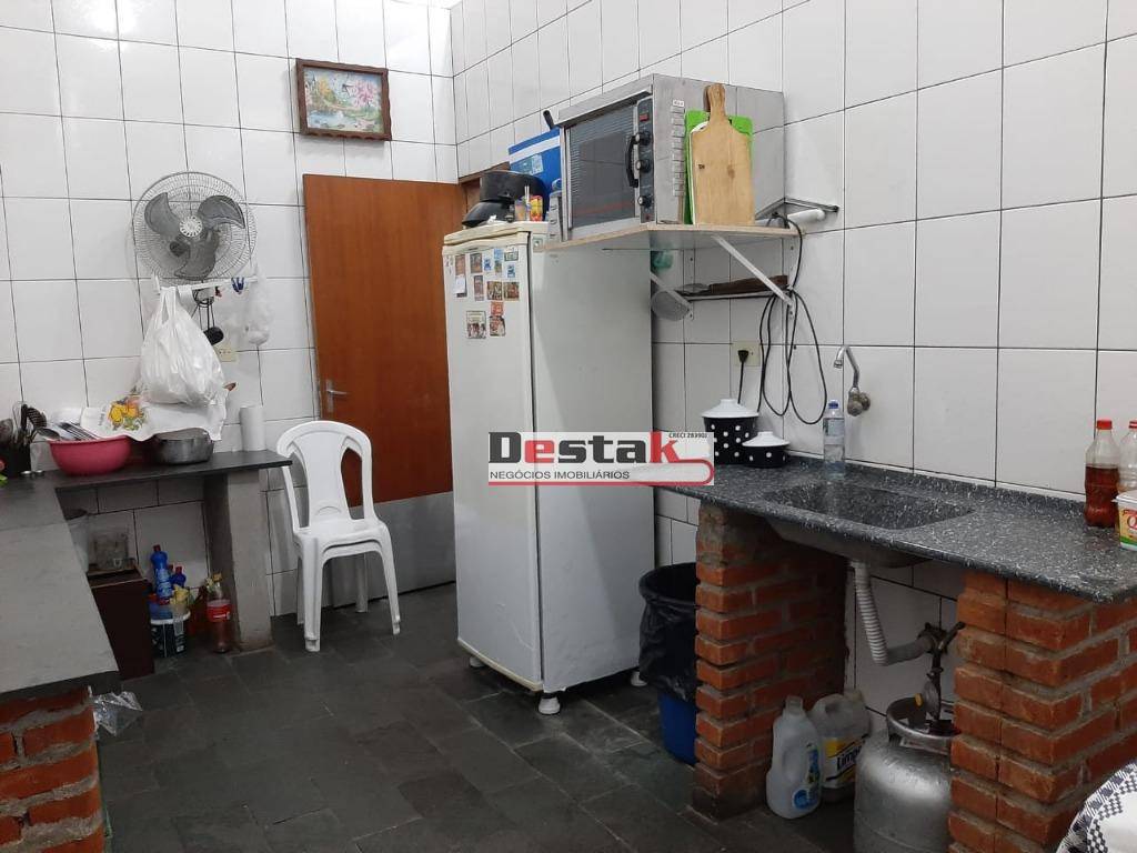 Sobrado à venda com 3 quartos, 362m² - Foto 24