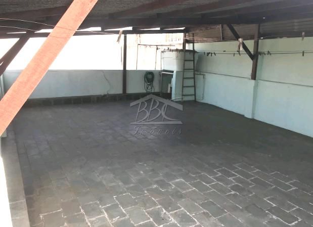 Sobrado à venda com 2 quartos, 187m² - Foto 34