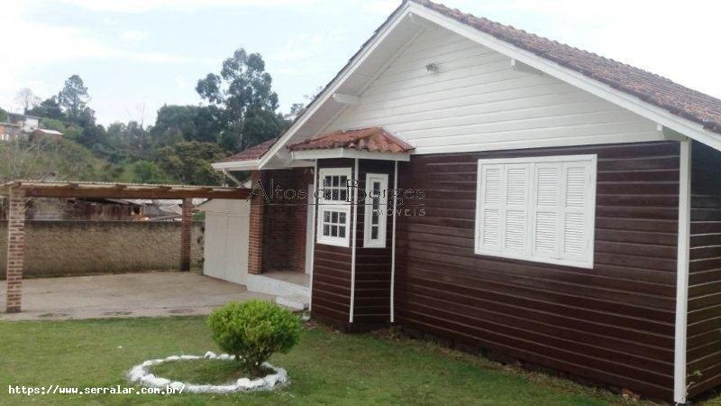 Casa à venda com 2 quartos, 100m² - Foto 1