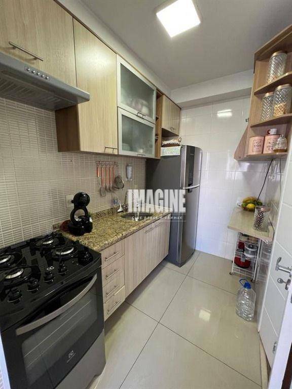 Apartamento à venda com 2 quartos, 45m² - Foto 19