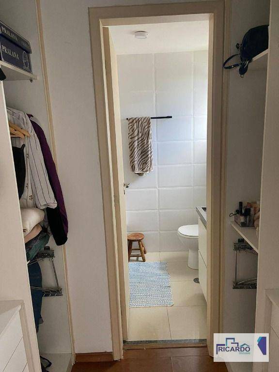 Apartamento à venda com 3 quartos, 95m² - Foto 17