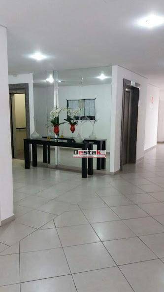 Apartamento à venda com 3 quartos, 60m² - Foto 5