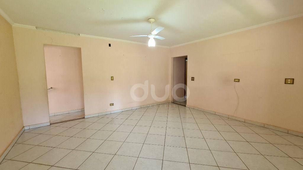 Chácara à venda com 3 quartos, 324m² - Foto 13