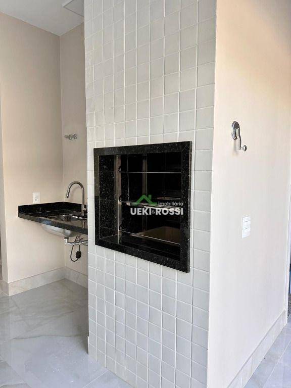 Casa de Condomínio à venda com 3 quartos, 190m² - Foto 4