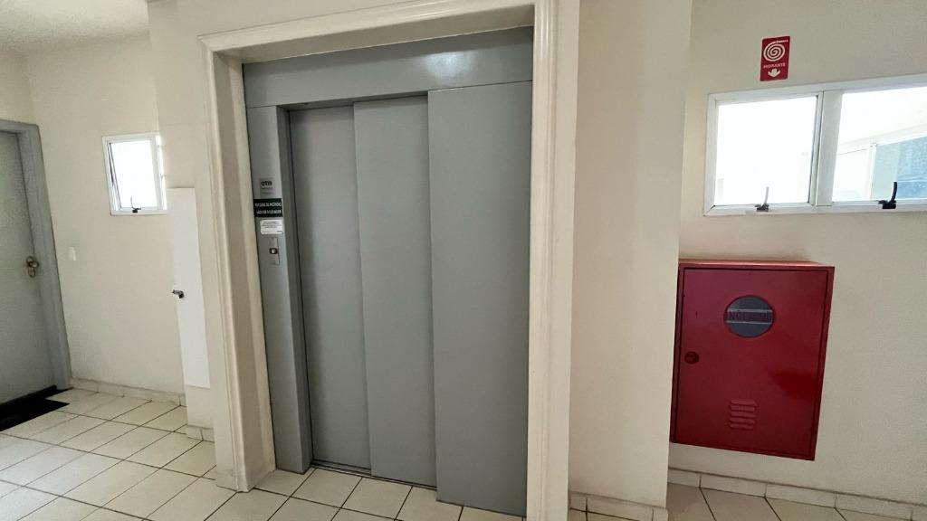 Apartamento à venda com 3 quartos, 109m² - Foto 6