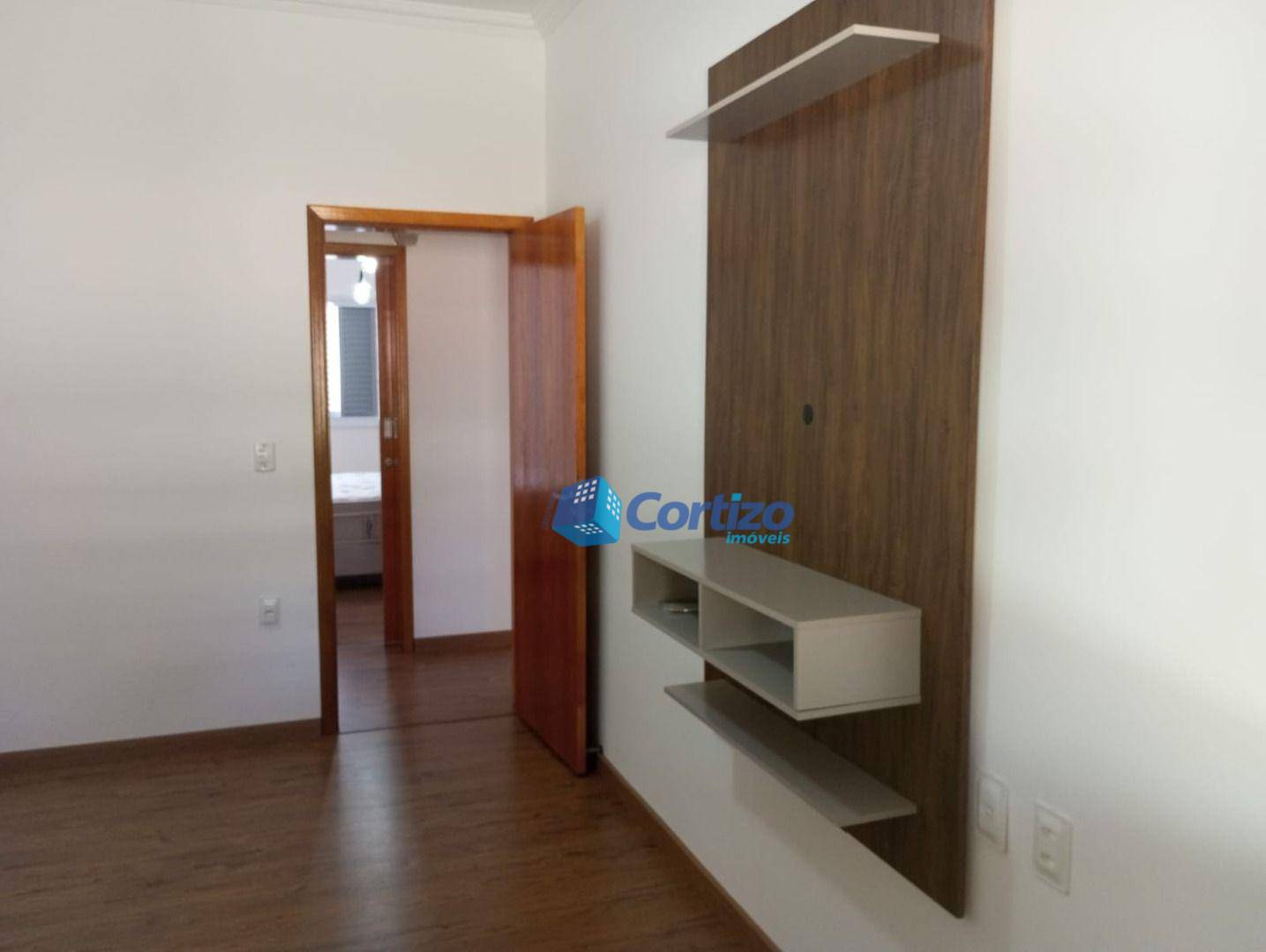 Casa à venda com 3 quartos, 240m² - Foto 27