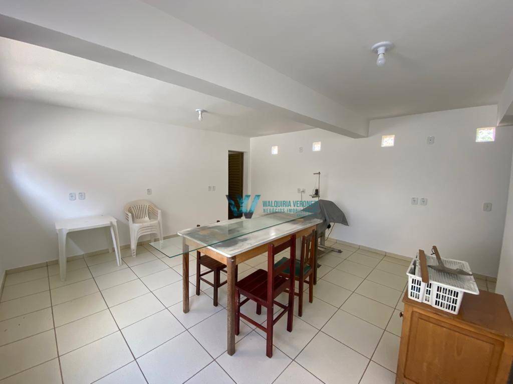 Casa à venda com 3 quartos, 211m² - Foto 16