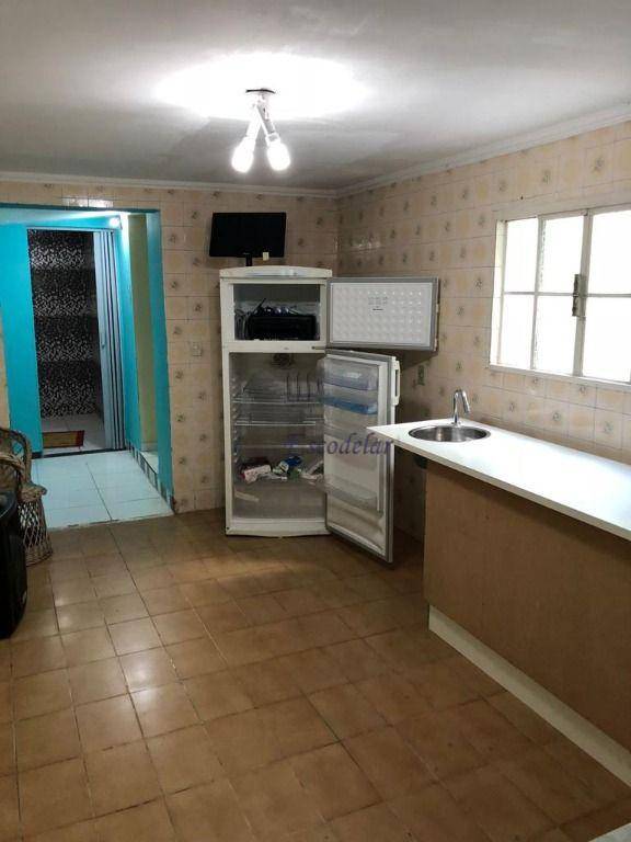 Sobrado à venda com 4 quartos, 200m² - Foto 15