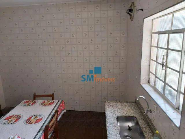 Casa à venda com 3 quartos, 280m² - Foto 14