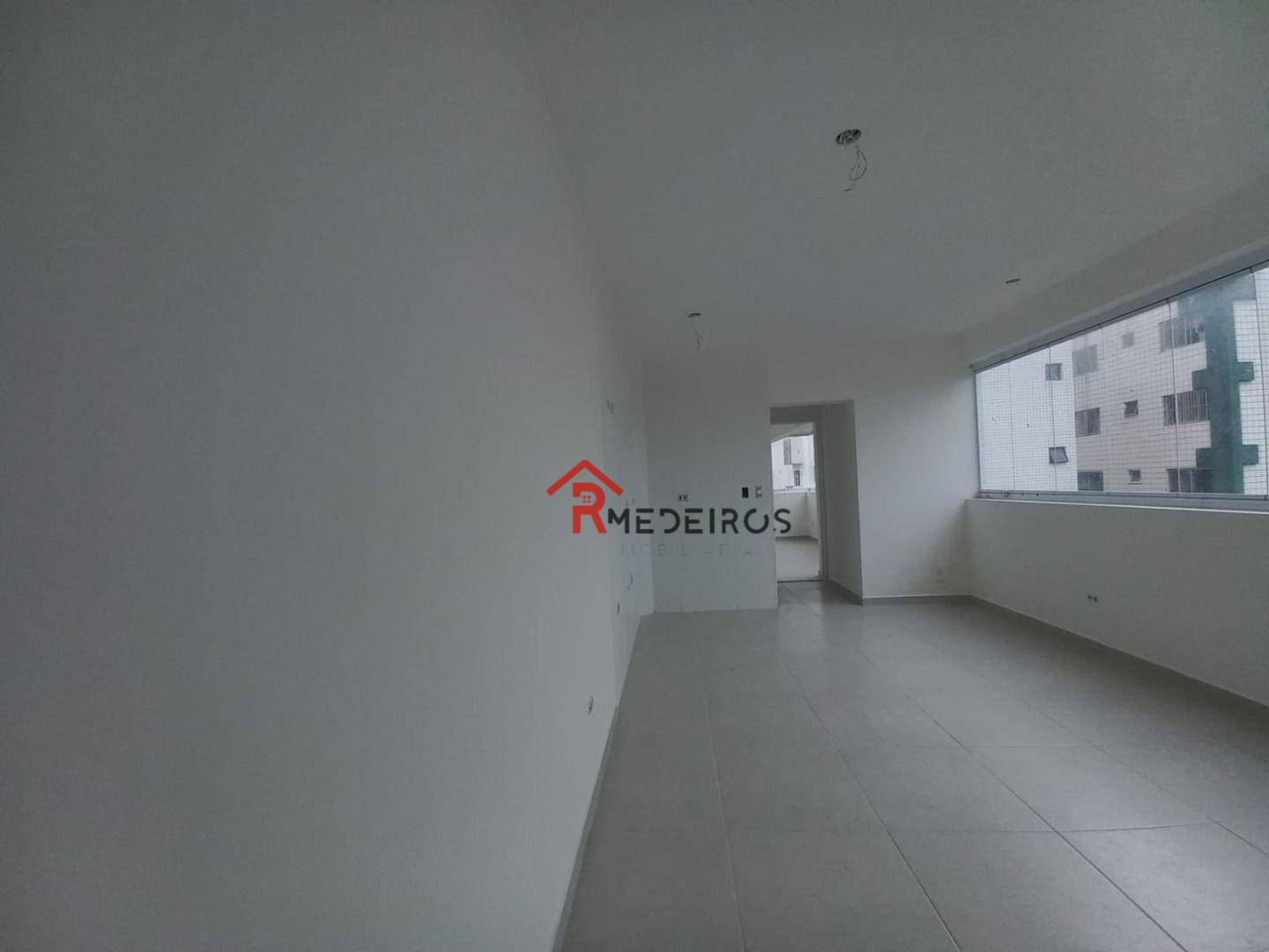 Apartamento à venda com 1 quarto, 46m² - Foto 6