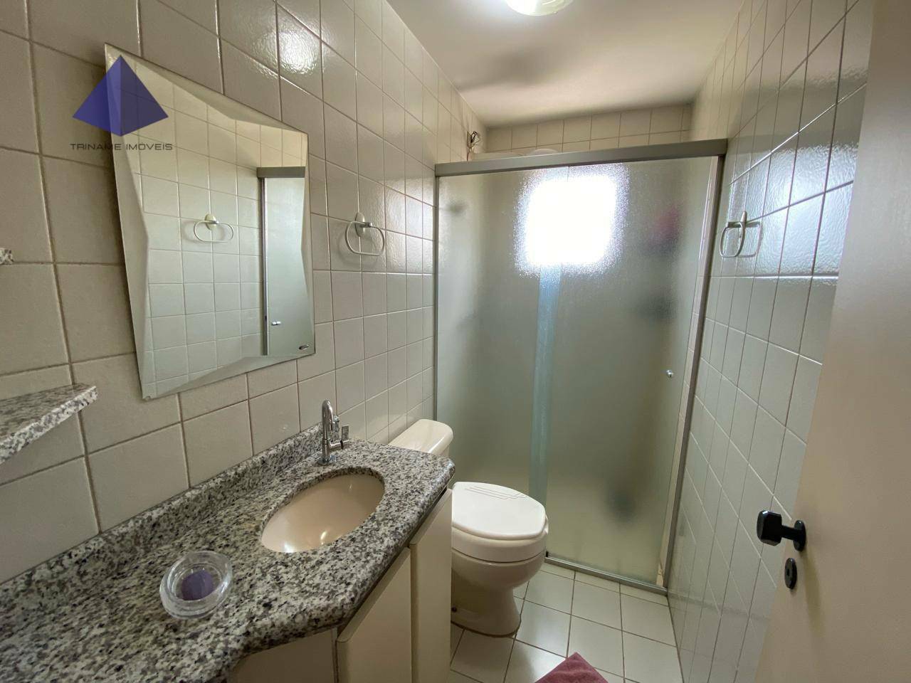 Apartamento à venda com 2 quartos, 65m² - Foto 27