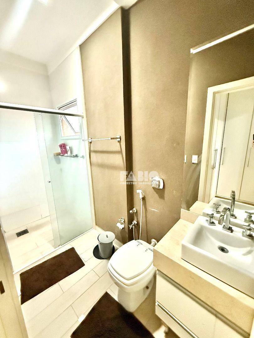 Sobrado, 4 quartos, 350 m² - Foto 13