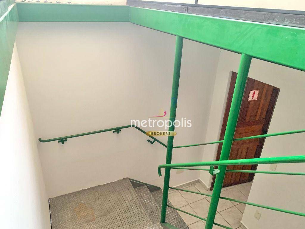 Depósito-Galpão-Armazém à venda e aluguel, 553m² - Foto 23