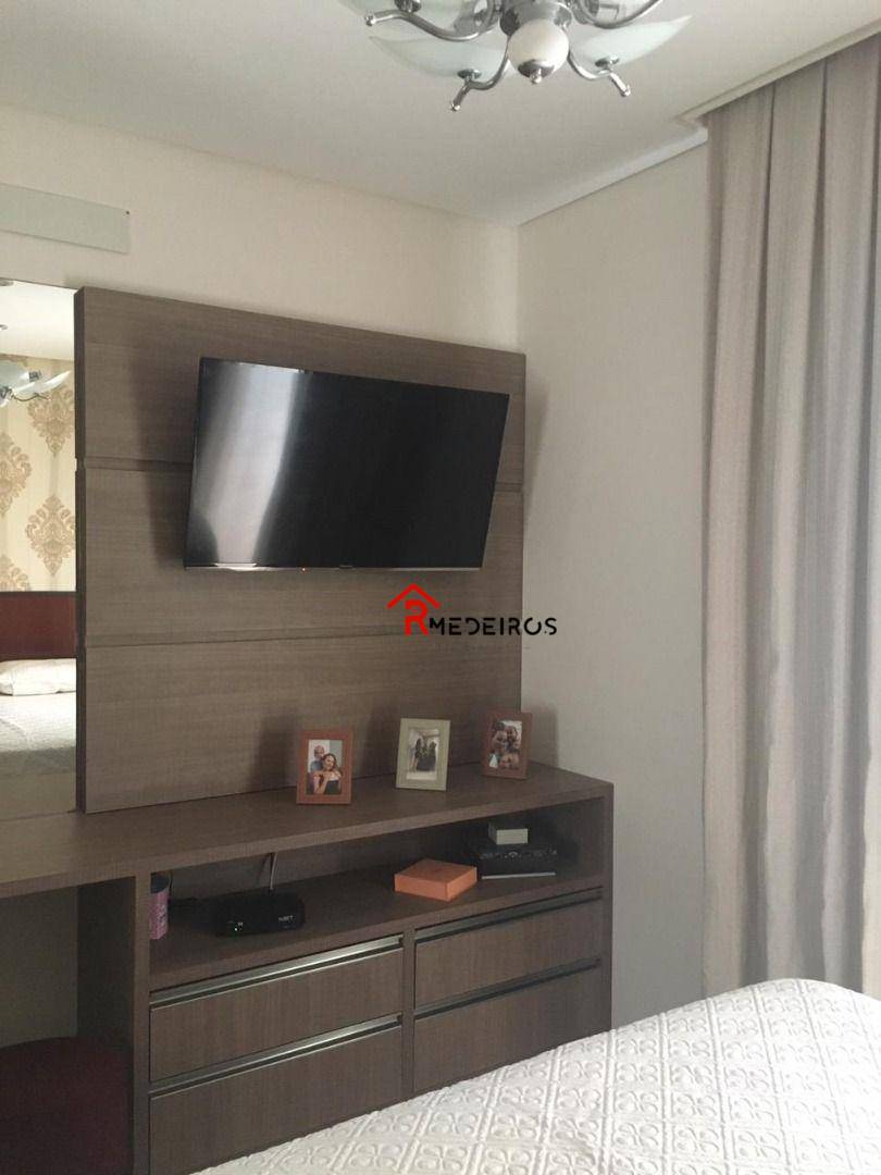 Apartamento à venda com 3 quartos, 128m² - Foto 18