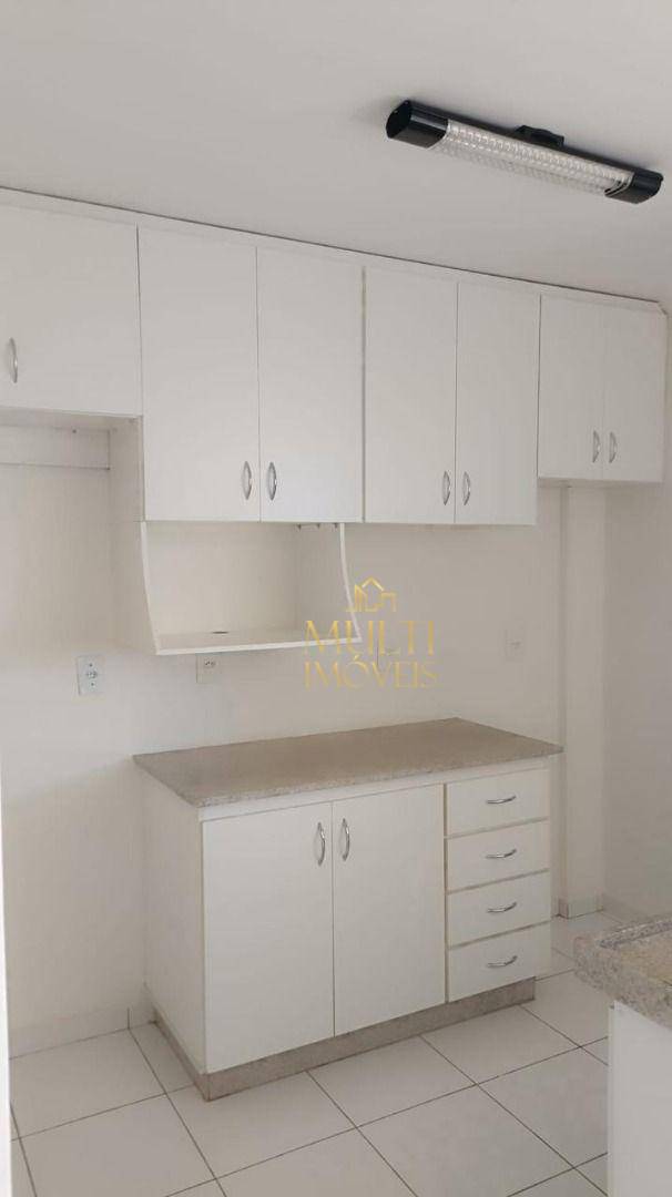 Apartamento à venda com 3 quartos, 90m² - Foto 3