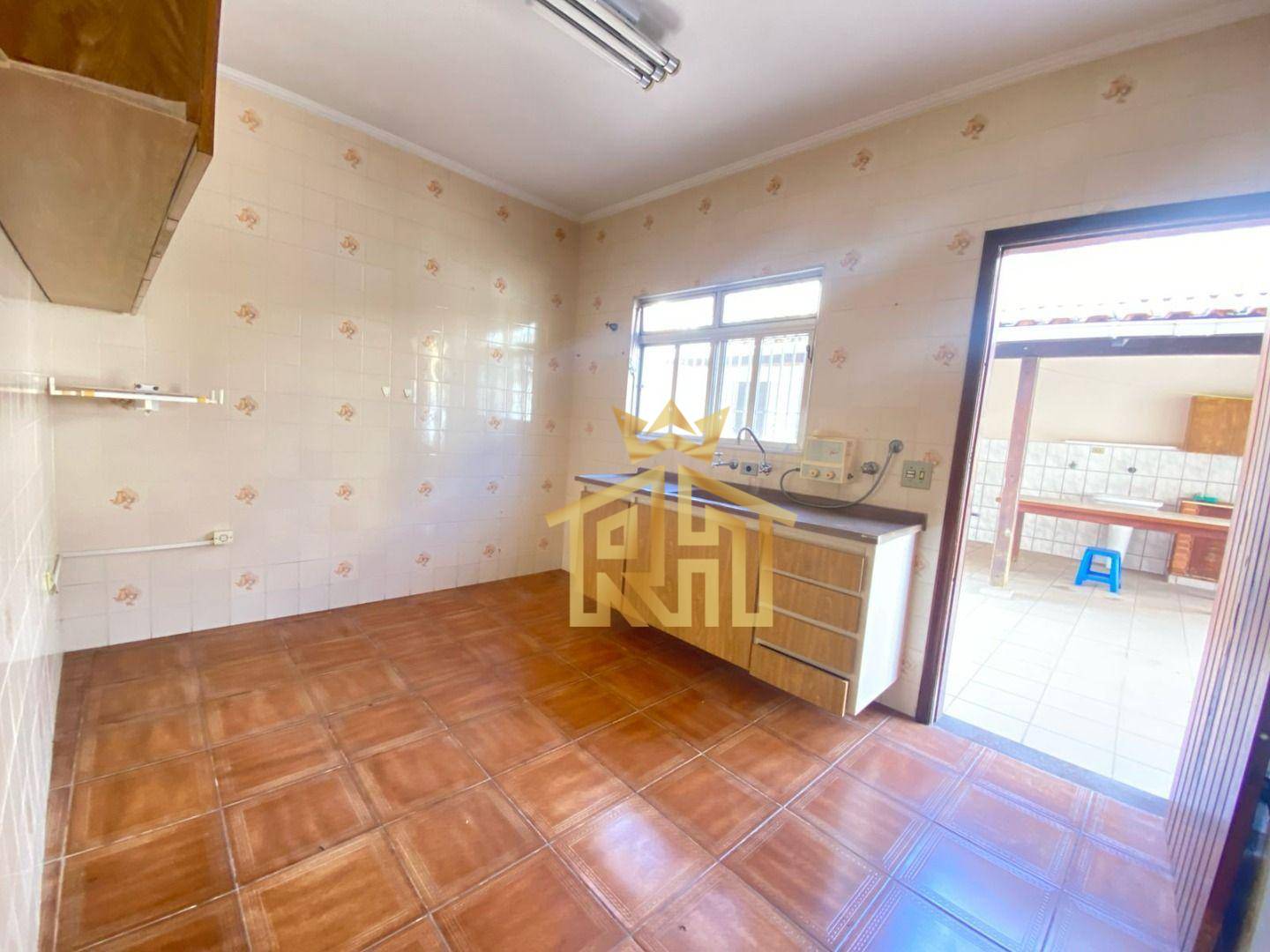 Casa à venda com 2 quartos, 200M2 - Foto 11