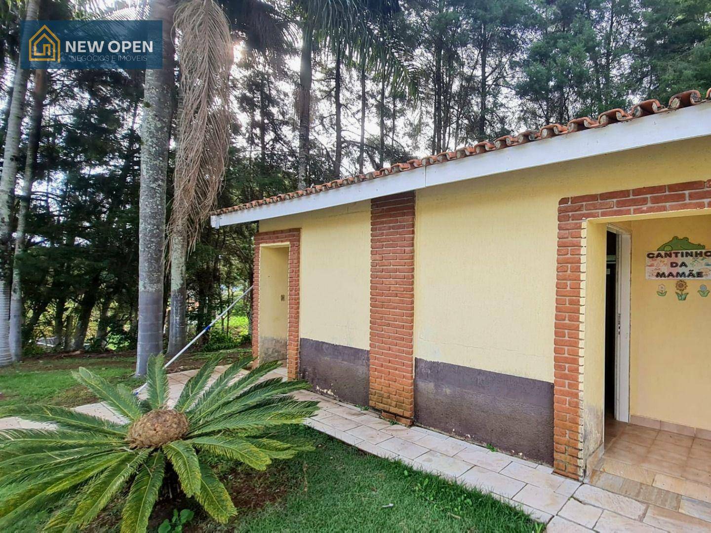 Chácara à venda com 4 quartos, 608m² - Foto 19