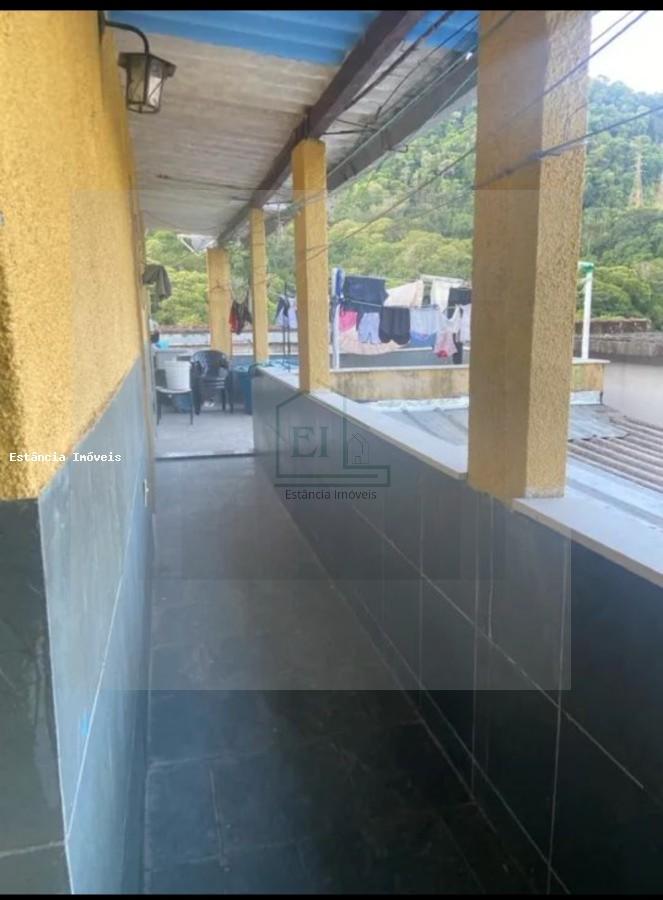 Casa à venda com 4 quartos, 250m² - Foto 15