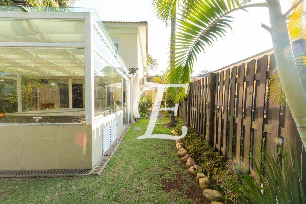 Casa de Condomínio à venda com 4 quartos, 252m² - Foto 35