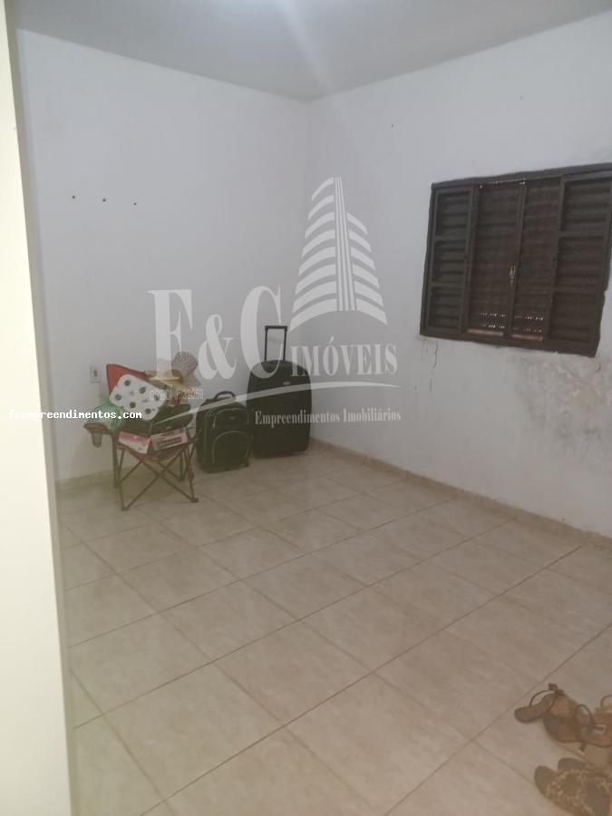 Casa à venda com 3 quartos, 287m² - Foto 3