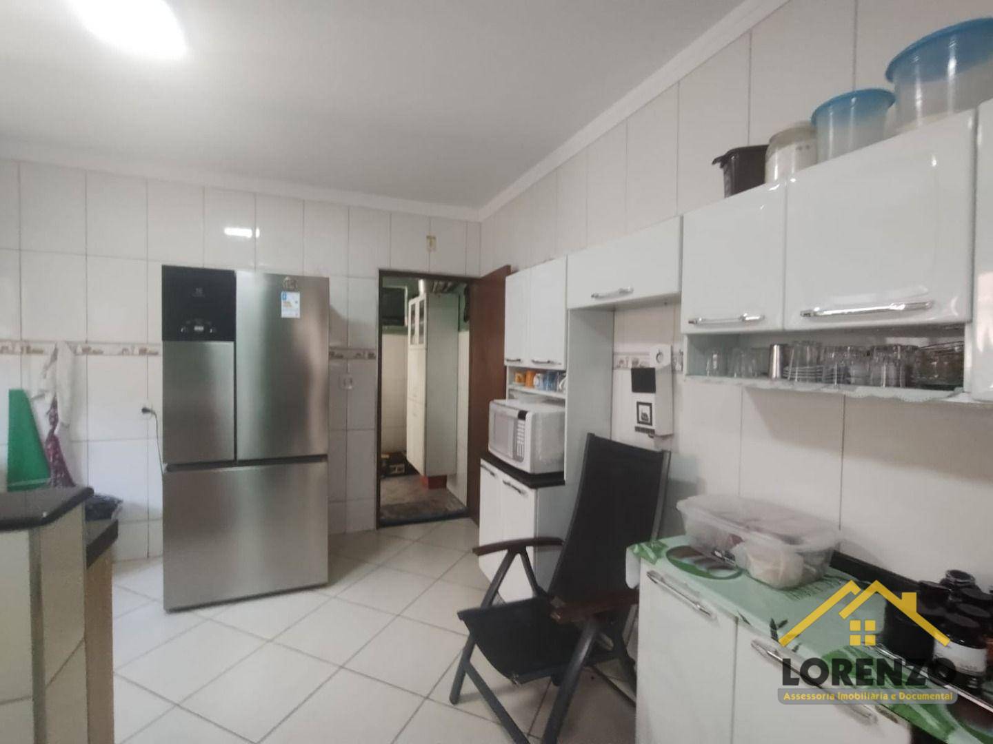 Sobrado à venda com 3 quartos, 323m² - Foto 25