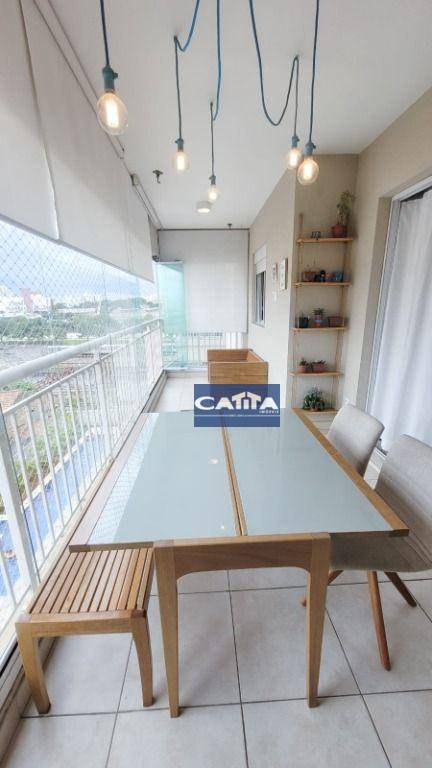 Apartamento à venda com 2 quartos, 70m² - Foto 2