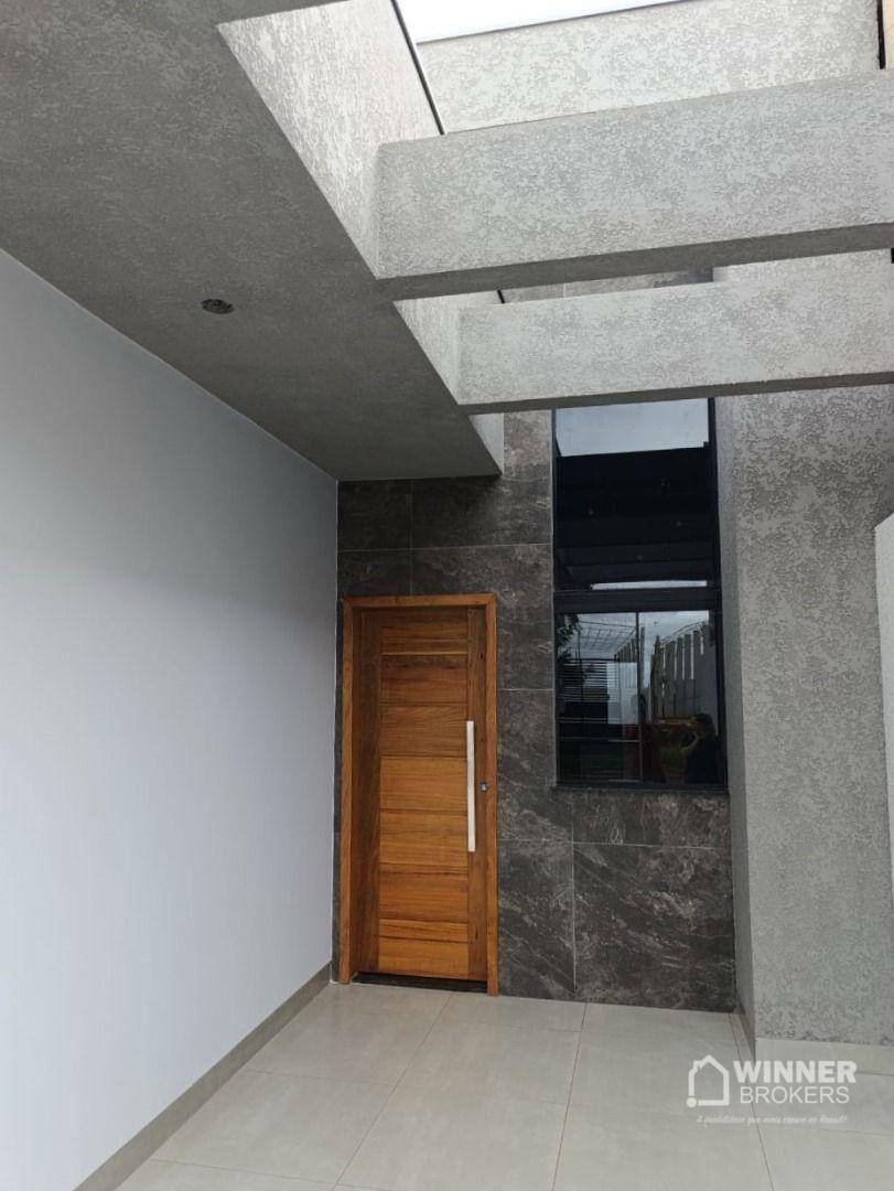 Casa à venda com 3 quartos, 80m² - Foto 2