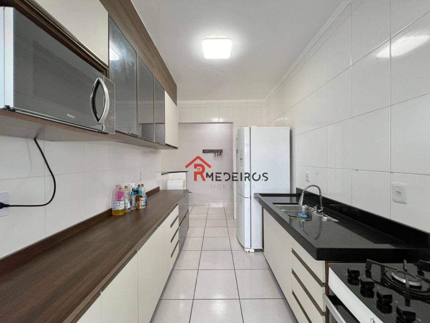 Apartamento à venda com 2 quartos, 72m² - Foto 9