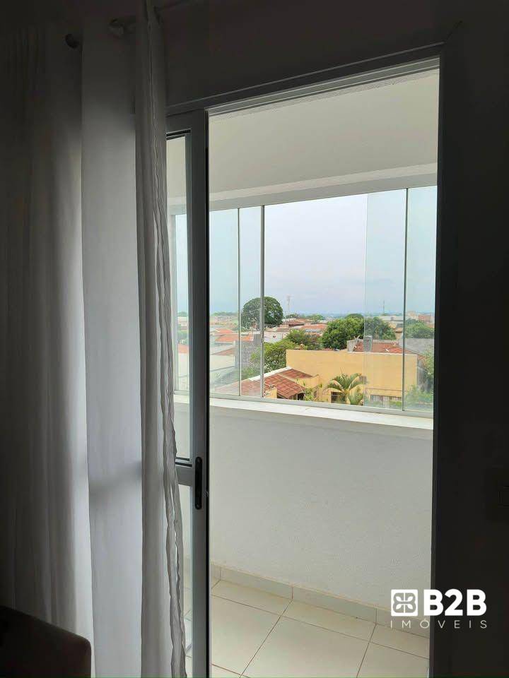 Apartamento à venda com 2 quartos, 50m² - Foto 4