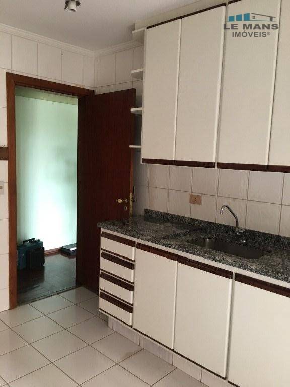 Apartamento à venda com 3 quartos, 127m² - Foto 28