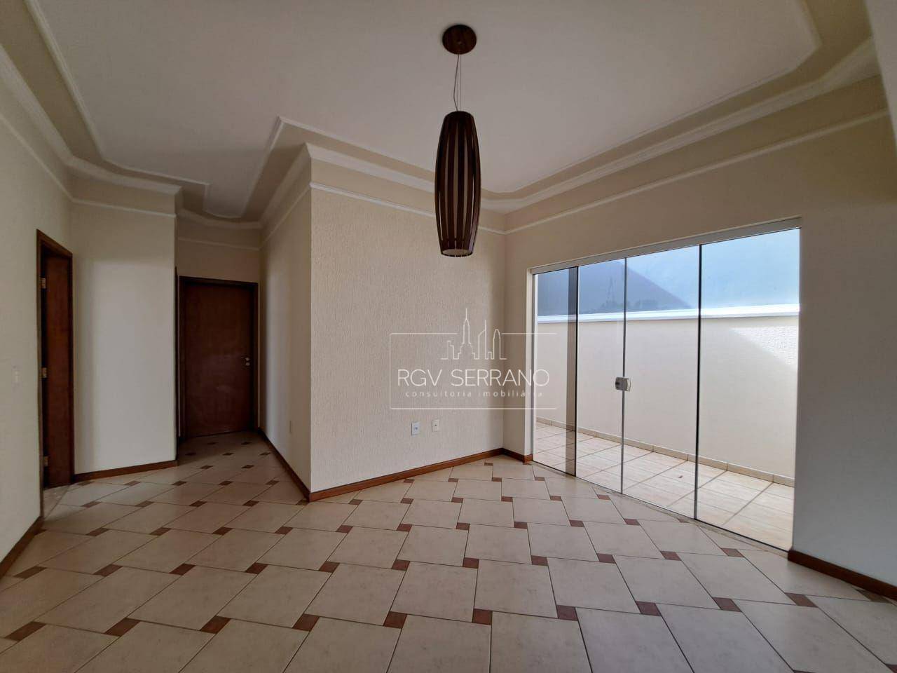Casa de Condomínio para alugar com 3 quartos, 194m² - Foto 4