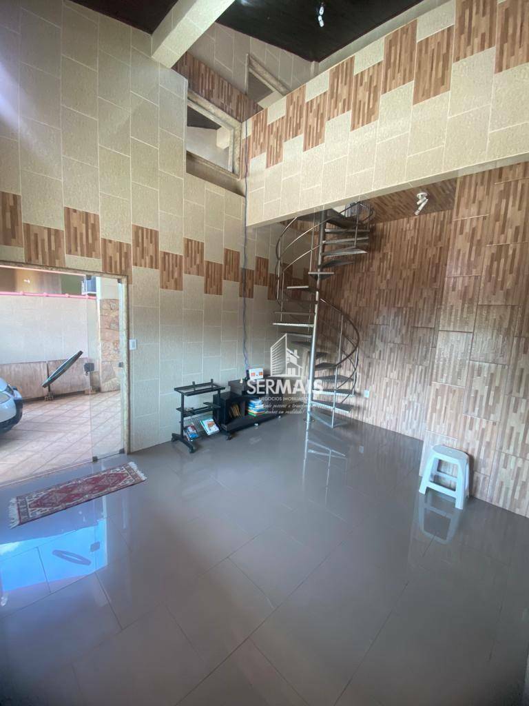 Casa à venda com 4 quartos, 320m² - Foto 10