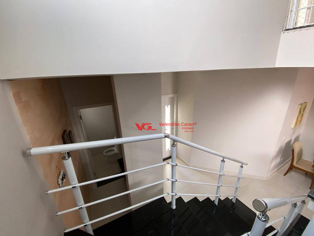 Sobrado à venda com 4 quartos, 272m² - Foto 12