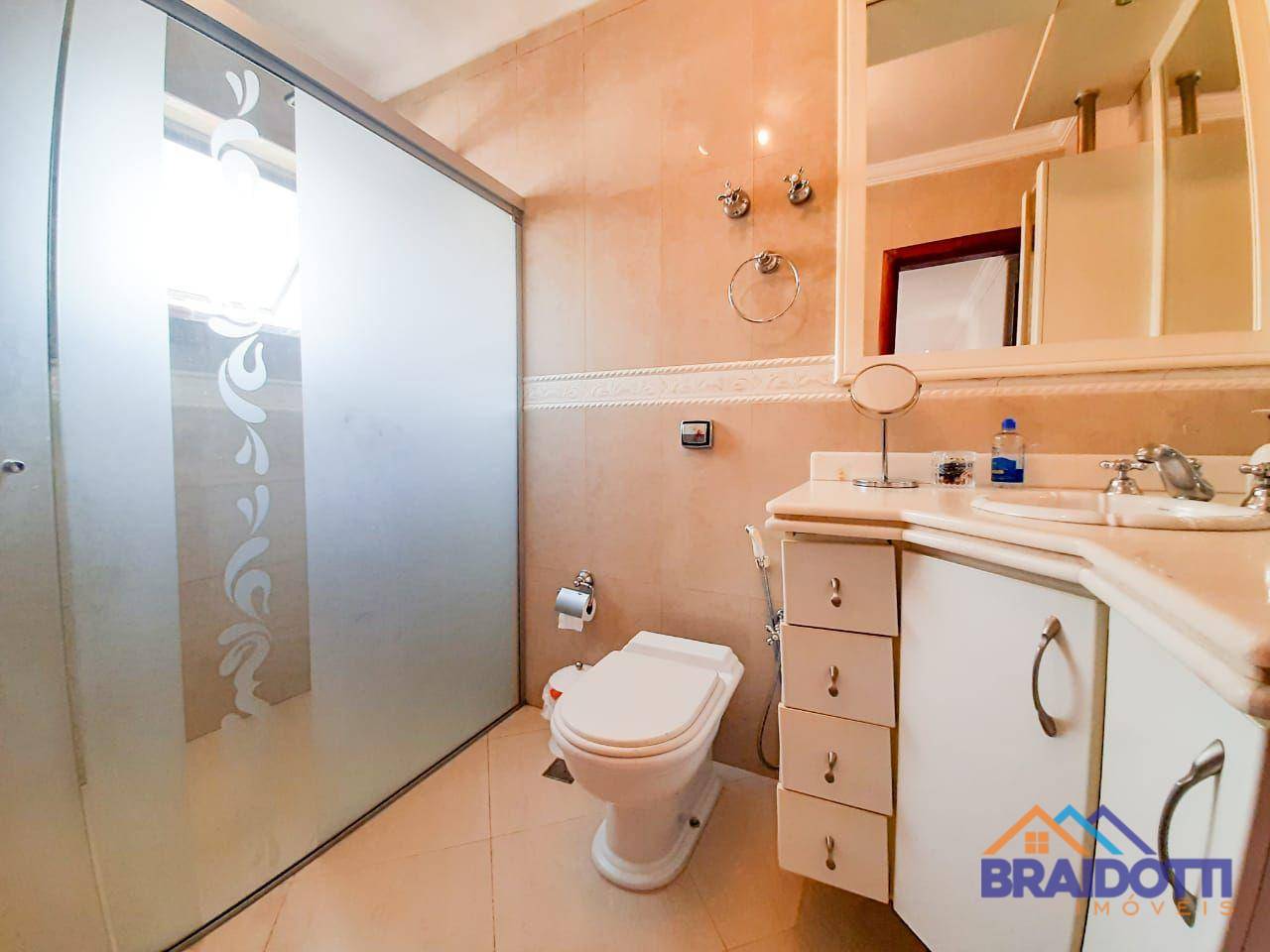 Apartamento à venda com 3 quartos, 145m² - Foto 7