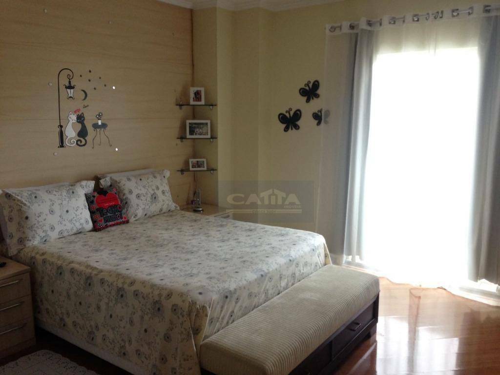 Sobrado à venda com 4 quartos, 229m² - Foto 56