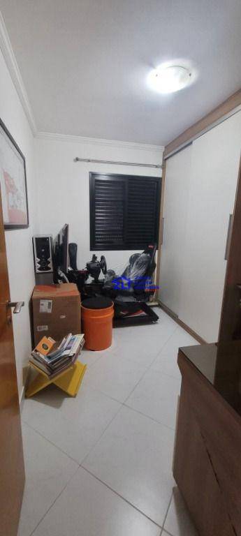 Apartamento à venda com 3 quartos, 82m² - Foto 11