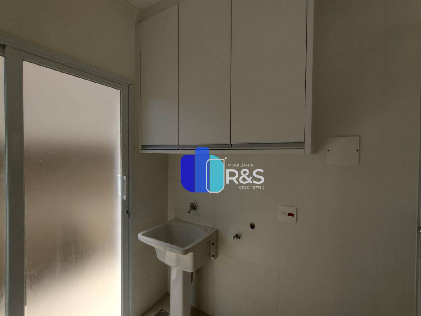 Casa de Condomínio para alugar com 3 quartos, 137m² - Foto 50