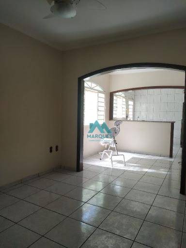 Casa à venda com 3 quartos, 150m² - Foto 8